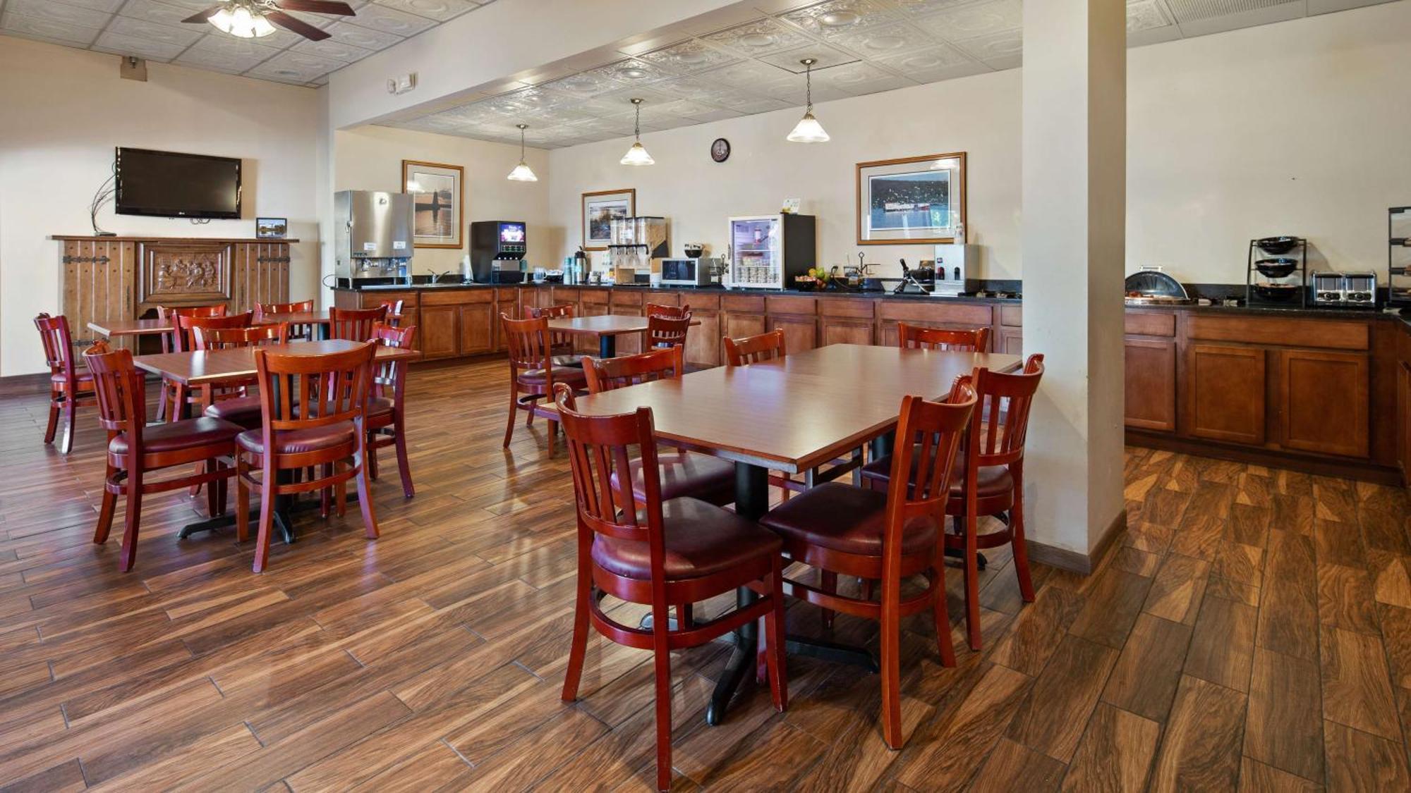 Best Western The Hotel Chequamegon Ashland Dış mekan fotoğraf